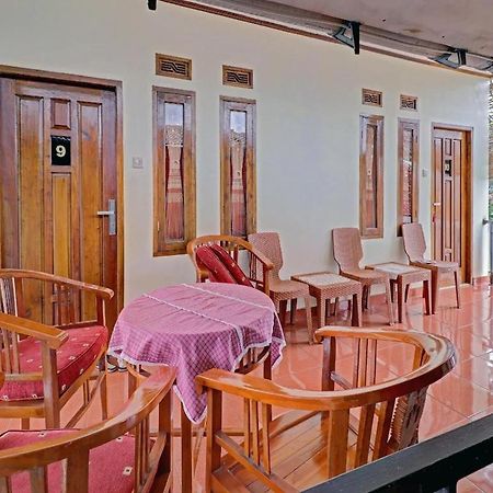 Adinda Homestay Lembang Esterno foto