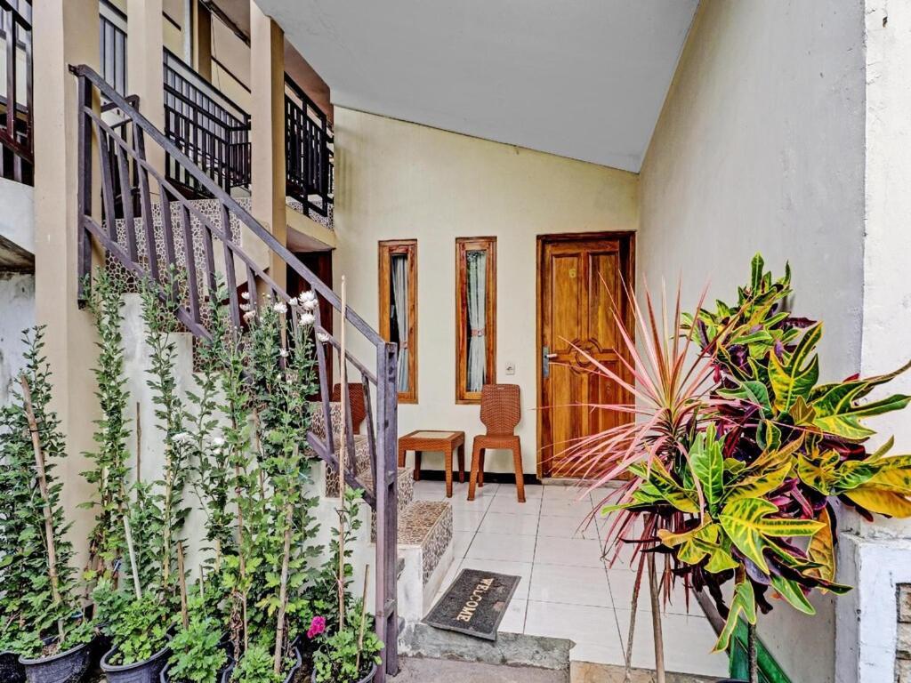 Adinda Homestay Lembang Esterno foto
