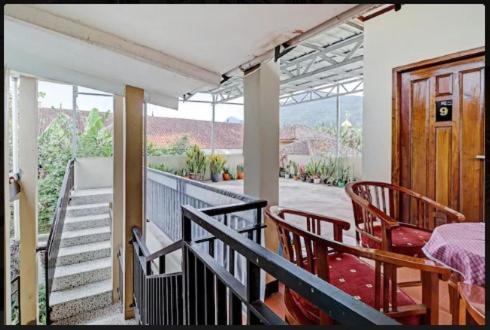 Adinda Homestay Lembang Esterno foto